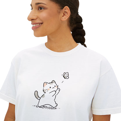 Cute Cat & Butterfly Women's Boxy Tee – Minimal Kawaii Cat T-Shirt Printify