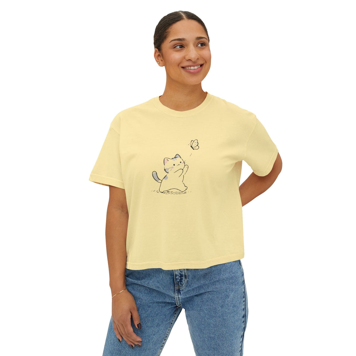 Cute Cat & Butterfly Women's Boxy Tee – Minimal Kawaii Cat T-Shirt Printify